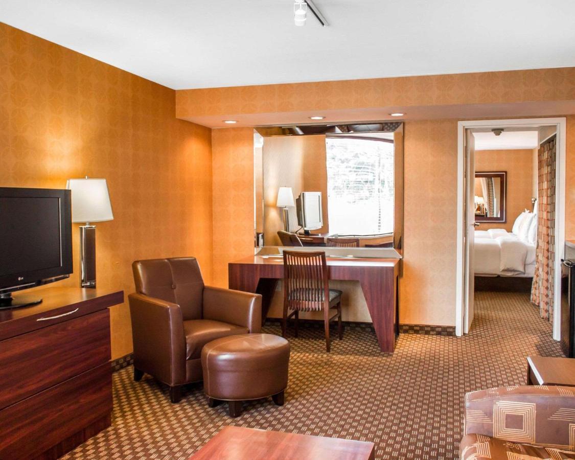 The Woodlands Inn Wilkes-Barre Zewnętrze zdjęcie
